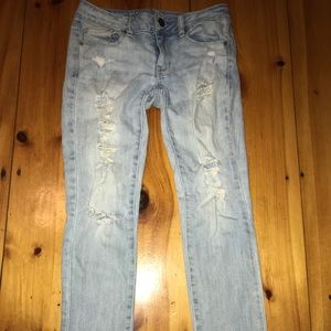 American Eagle distressed jeans